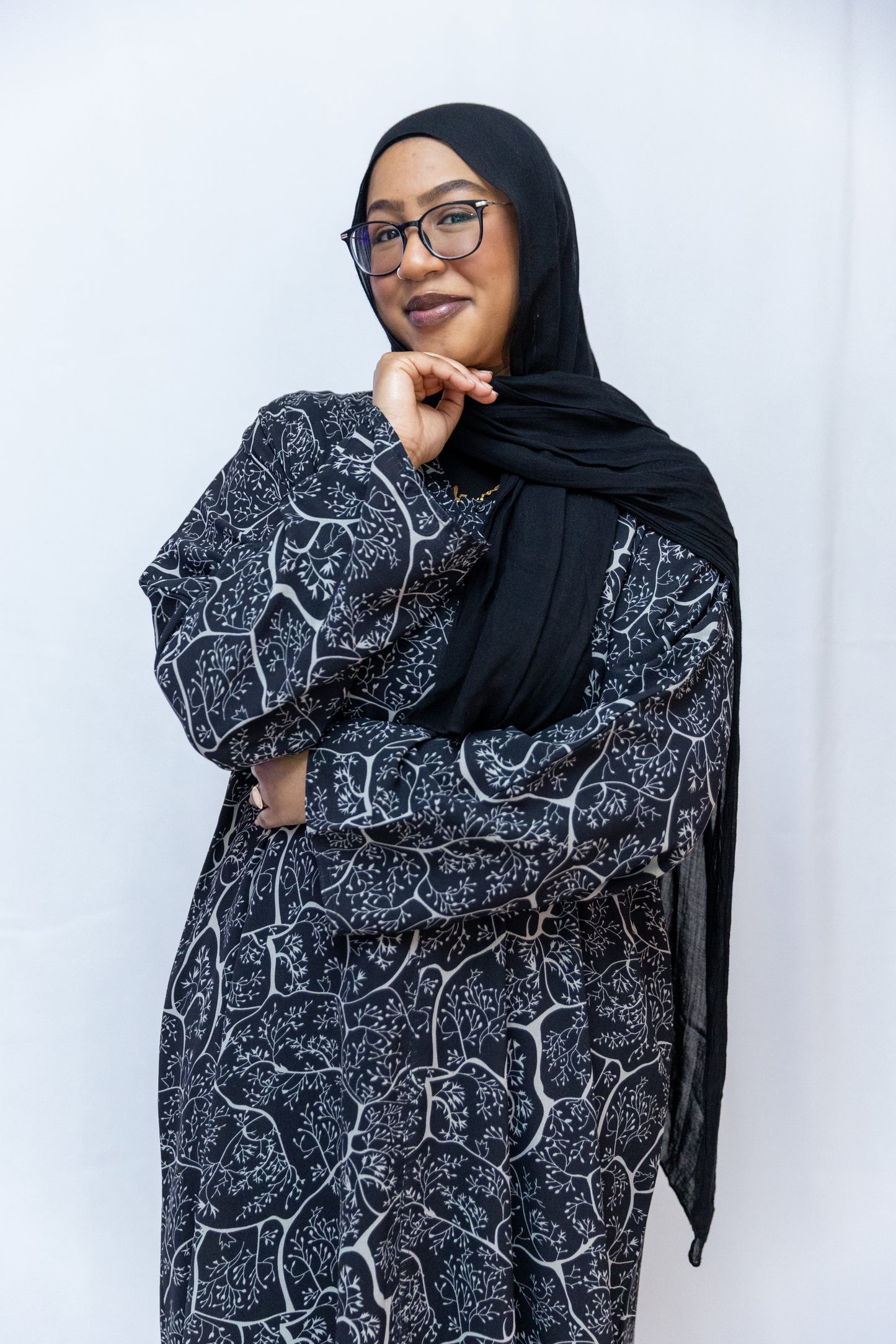 Tree pattered Abaya - Black