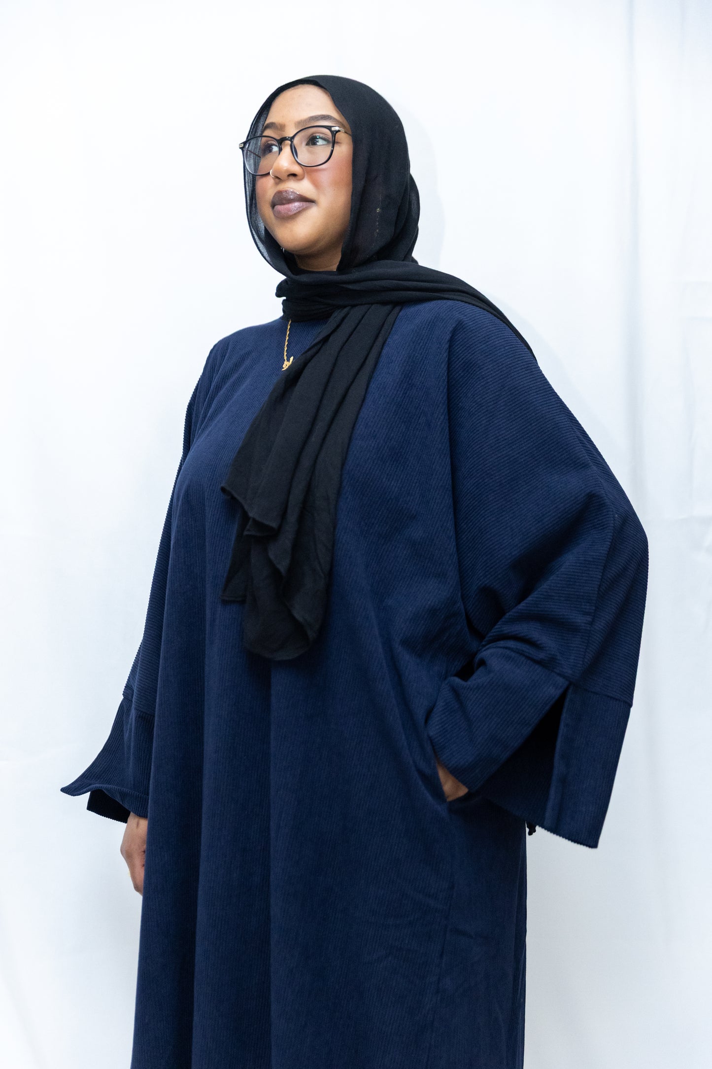 Closed Corduroy Abaya - Navy