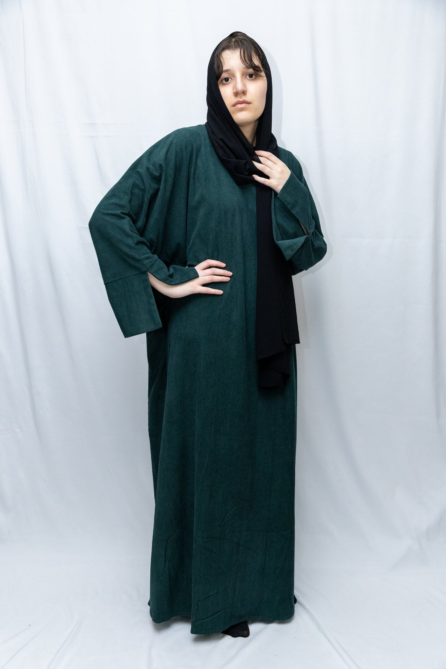 Closed Corduroy Abaya - Forest Green