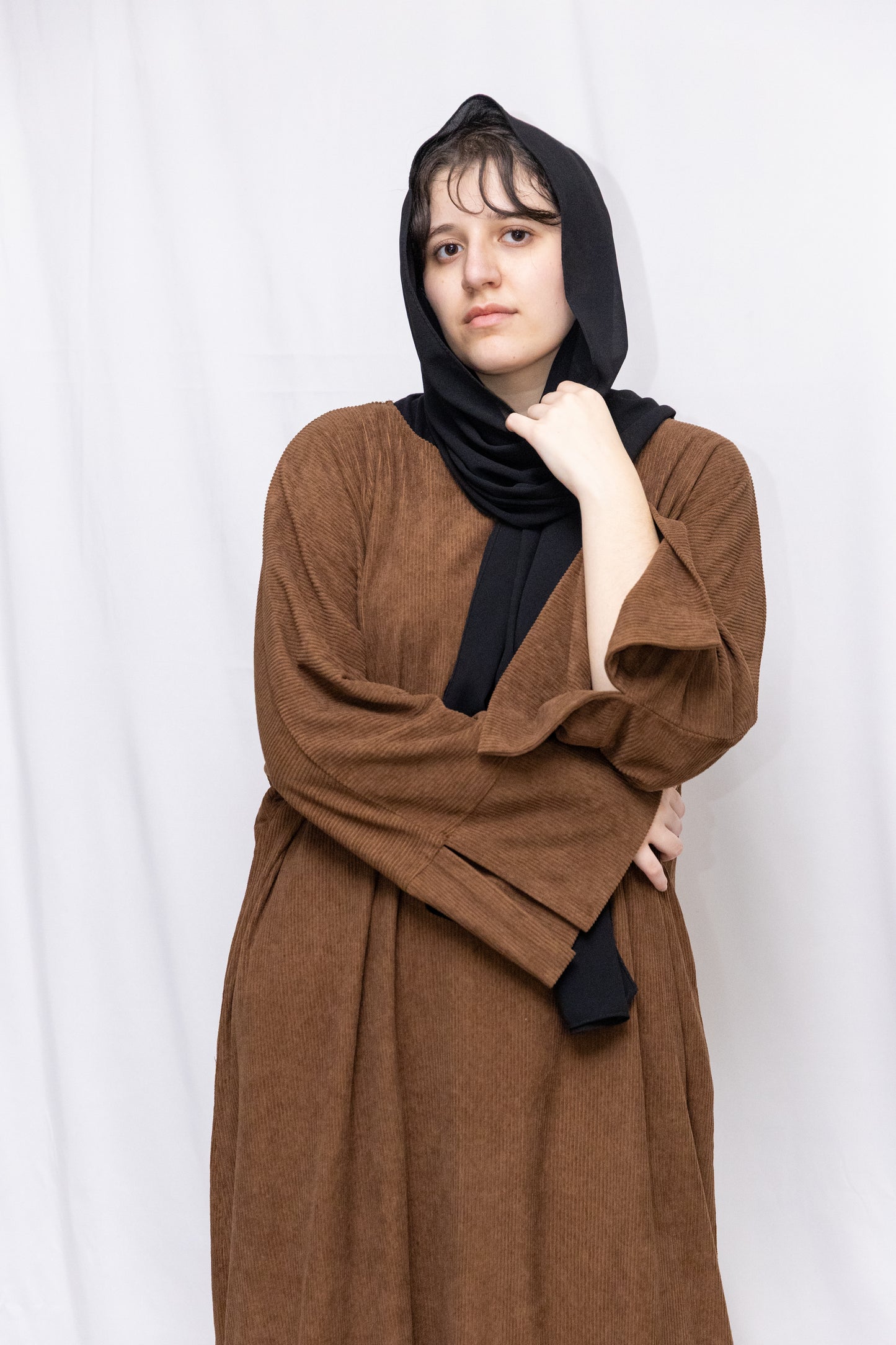 Closed Corduroy Abaya - Brown