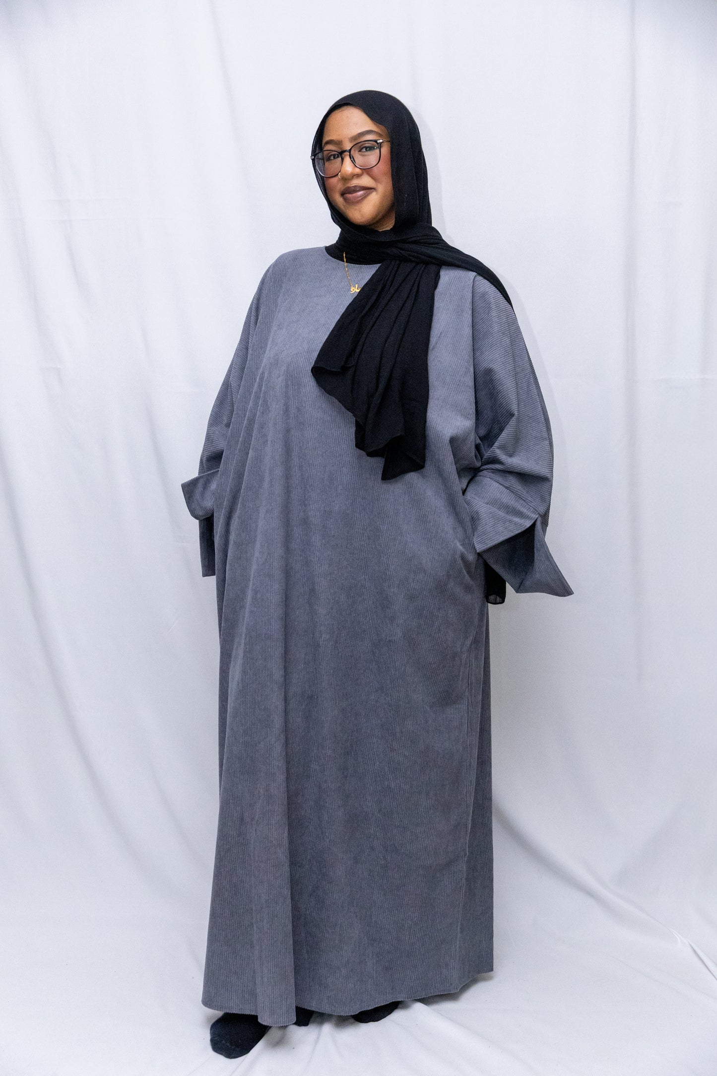 Closed Corduroy Abaya - Grey