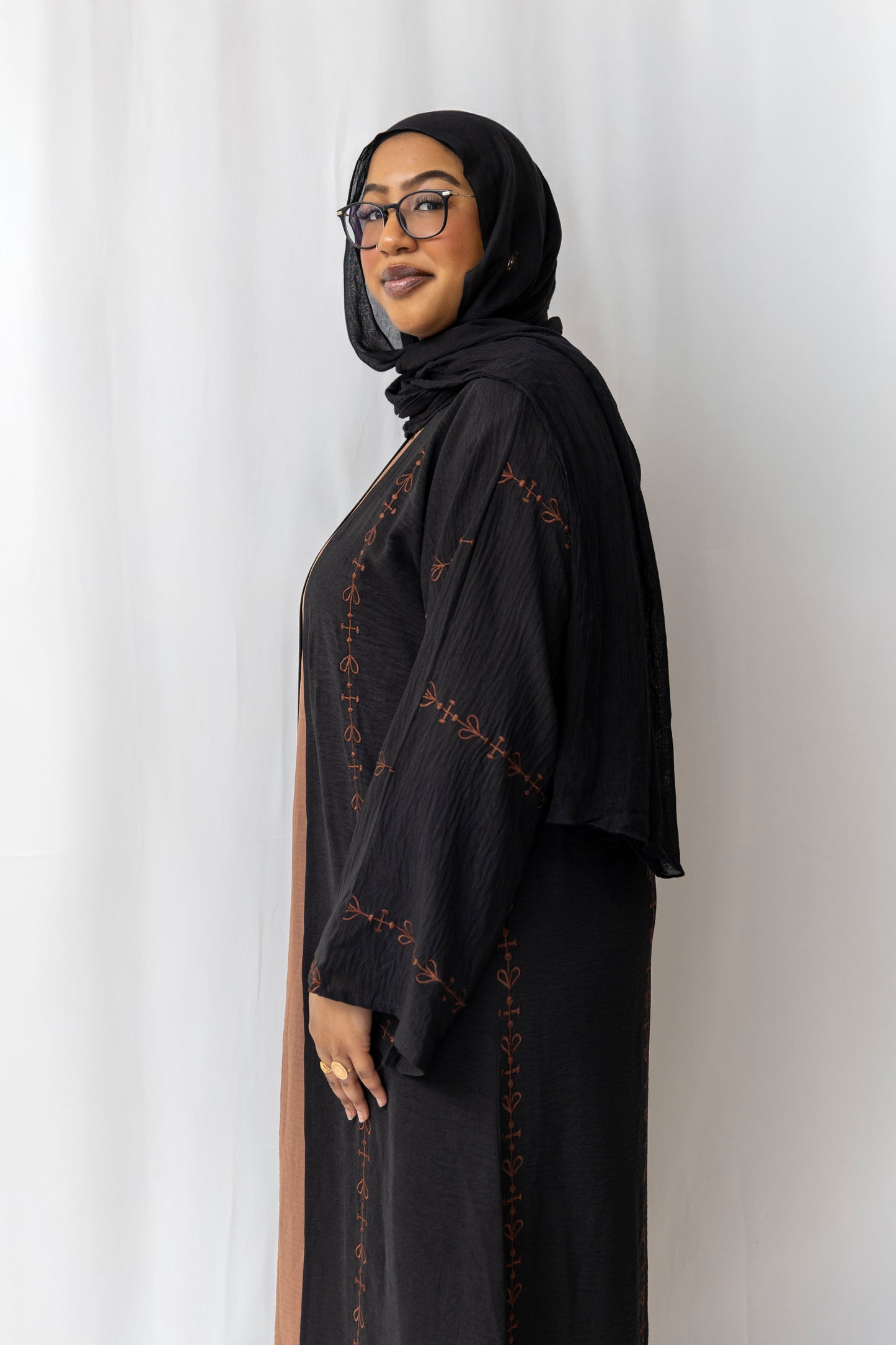 Embroidered Open Abaya - Black and Brown