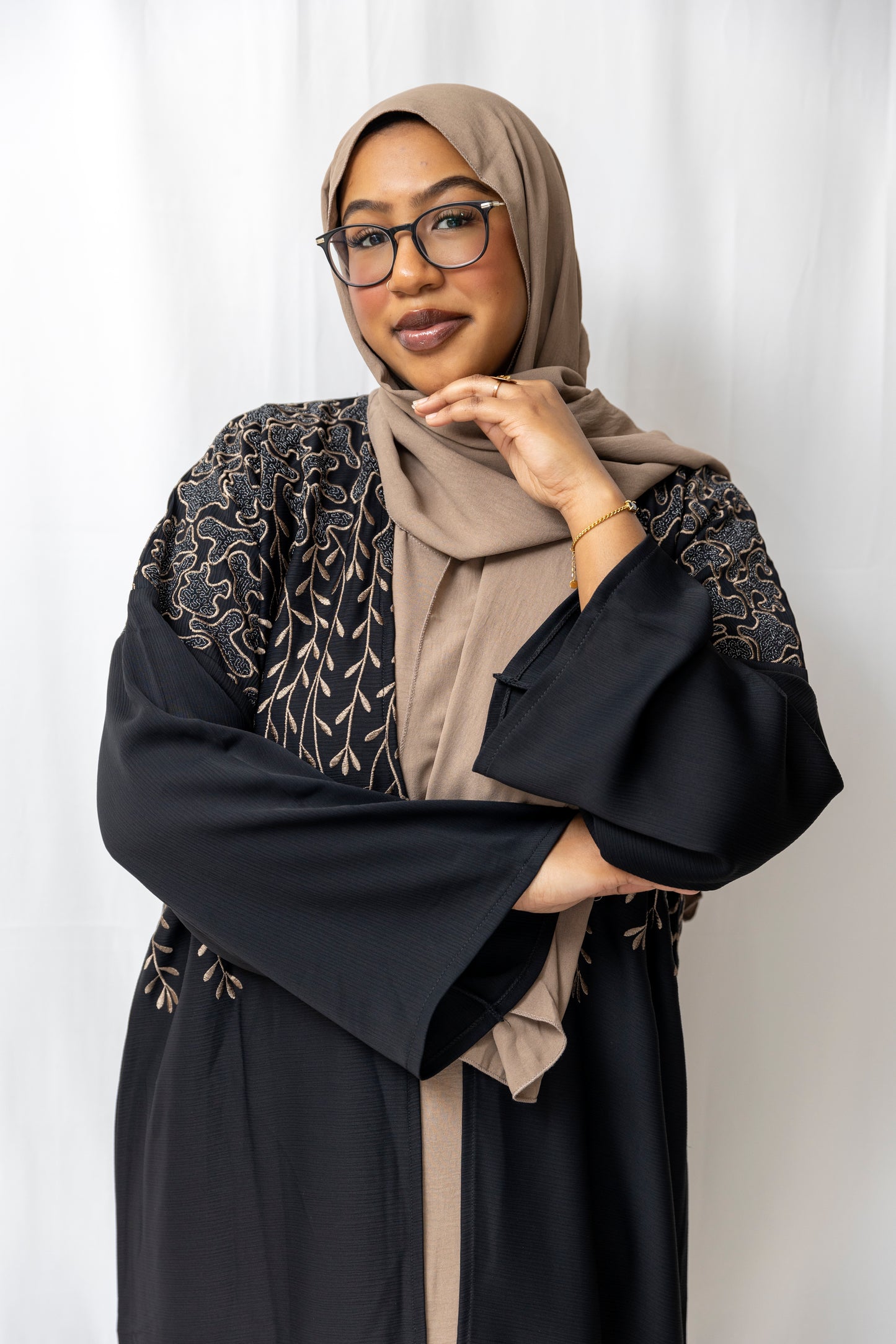 Embroided Black abaya - 3 piece set